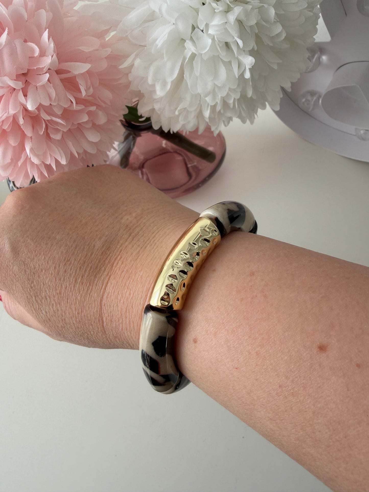 A_Bracelet Curve Tigré