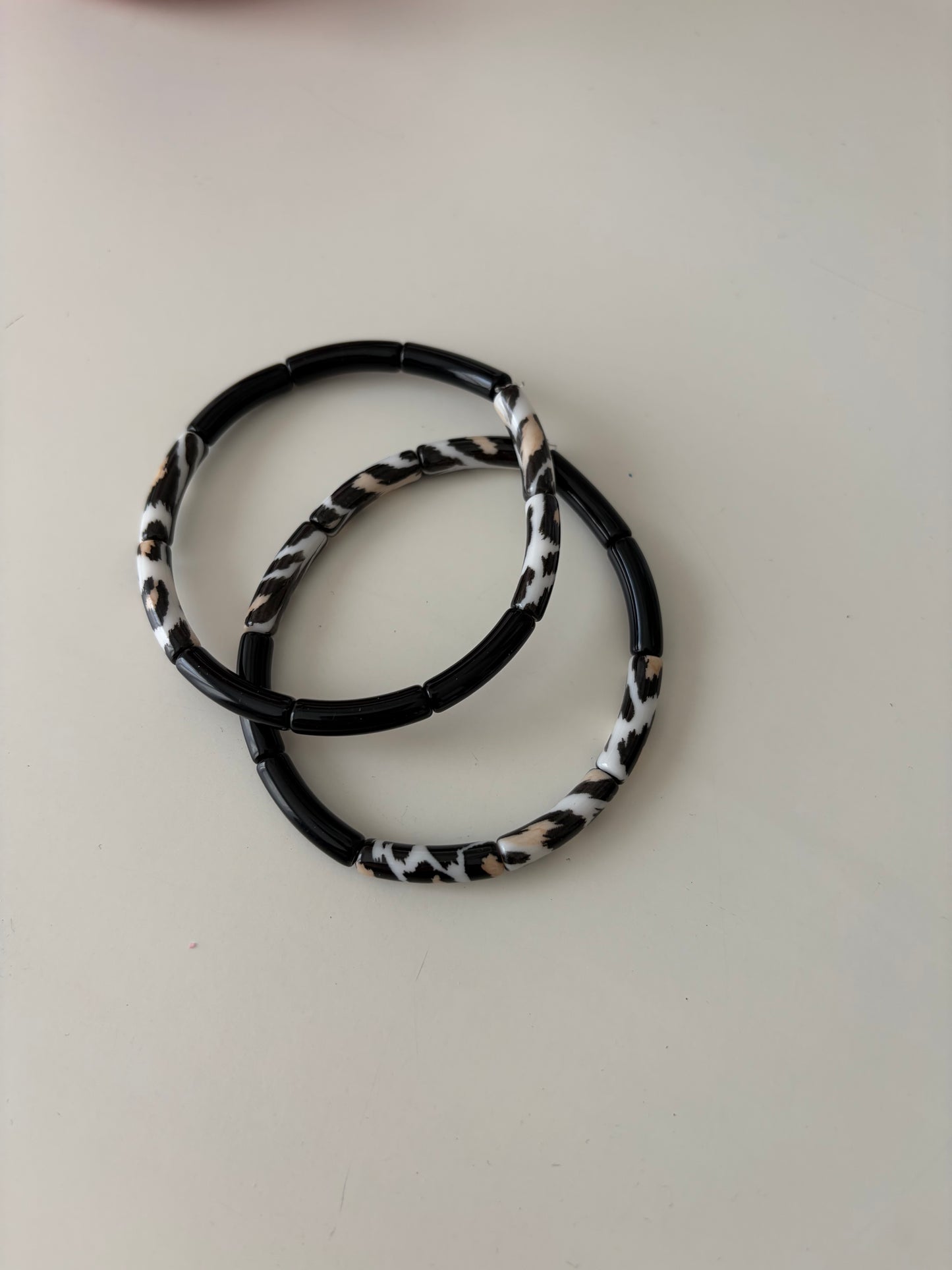 A_Bracelet Mini Curve Black Léo