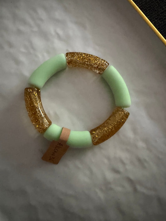 A_Bracelet curve vert d'eau et doré