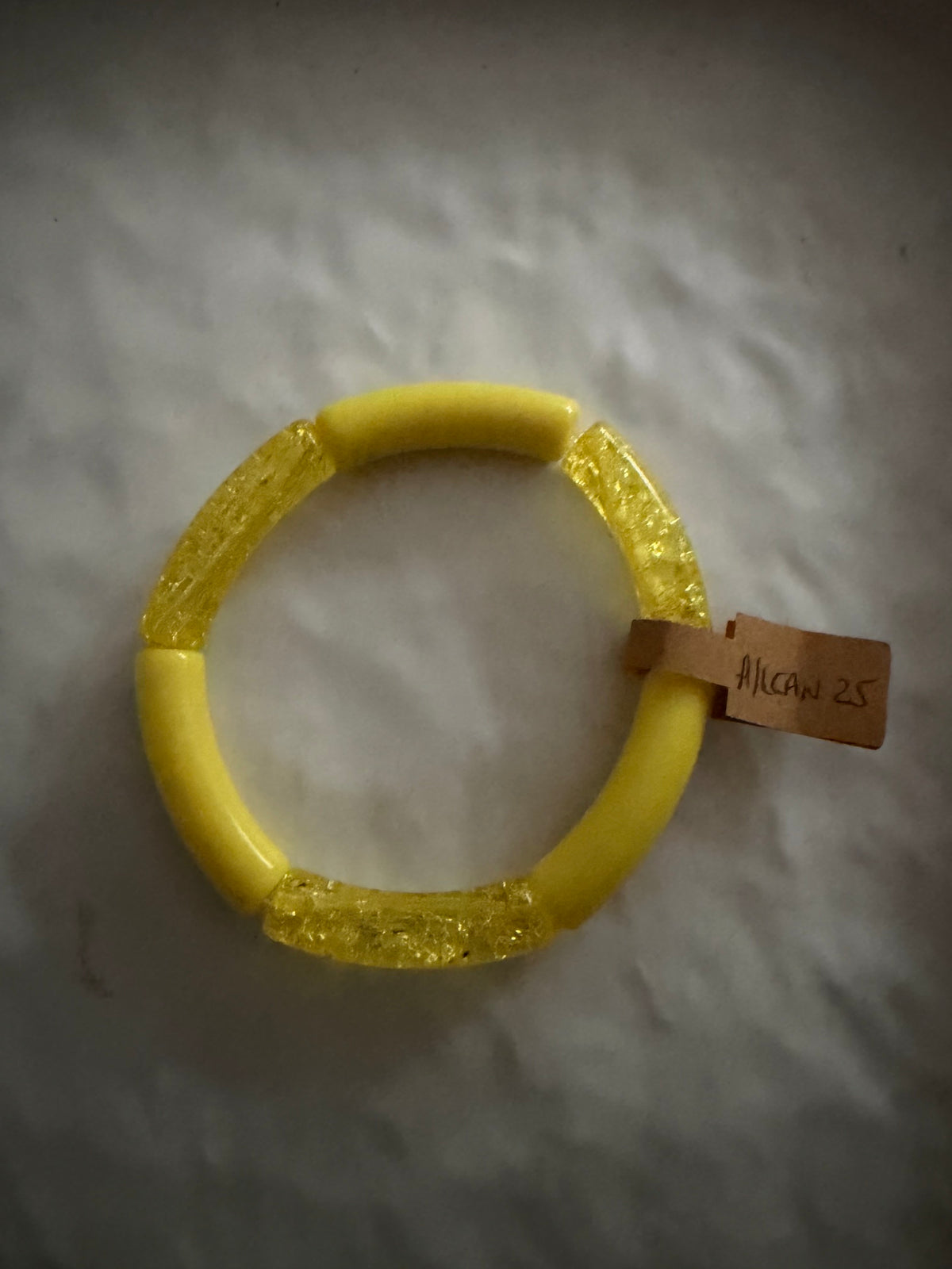 A_Bracelet Curve fin jaune